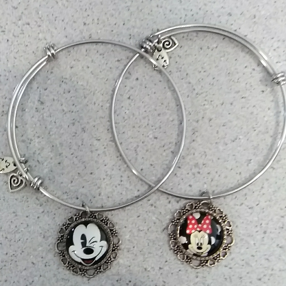 Mickey & Minnie mouse bracelet set